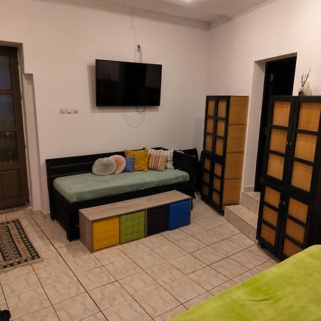 Apartament Corana Oradea Exteriér fotografie